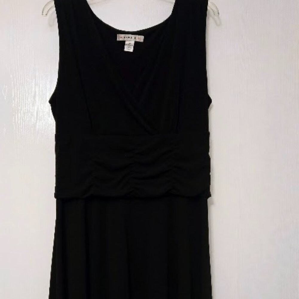 Aa Studio elegant black dress with ruched waist Size 16‎